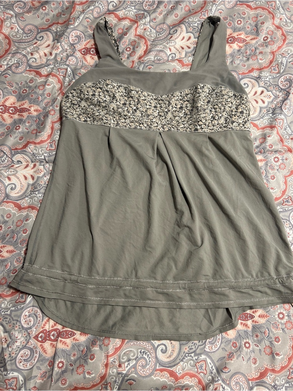 Lulu Lemon tank